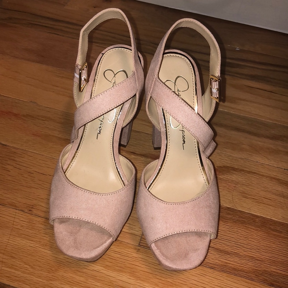 Nude Platform Pumps